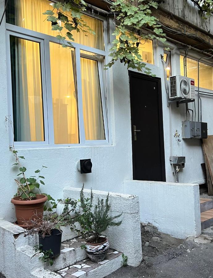 Cosy Apartment In Tbilisi Centre ภายนอก รูปภาพ